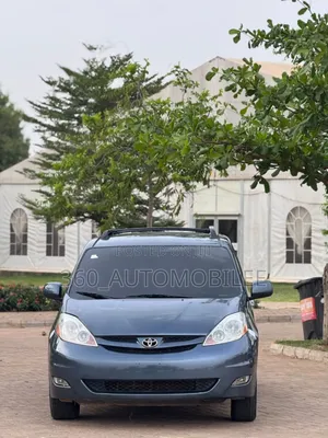 Toyota Sienna LE 4WD 2007 Gray