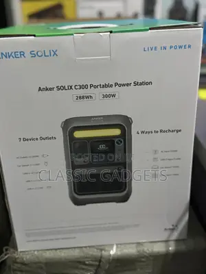 Anker Solid C300 Portable Power Station