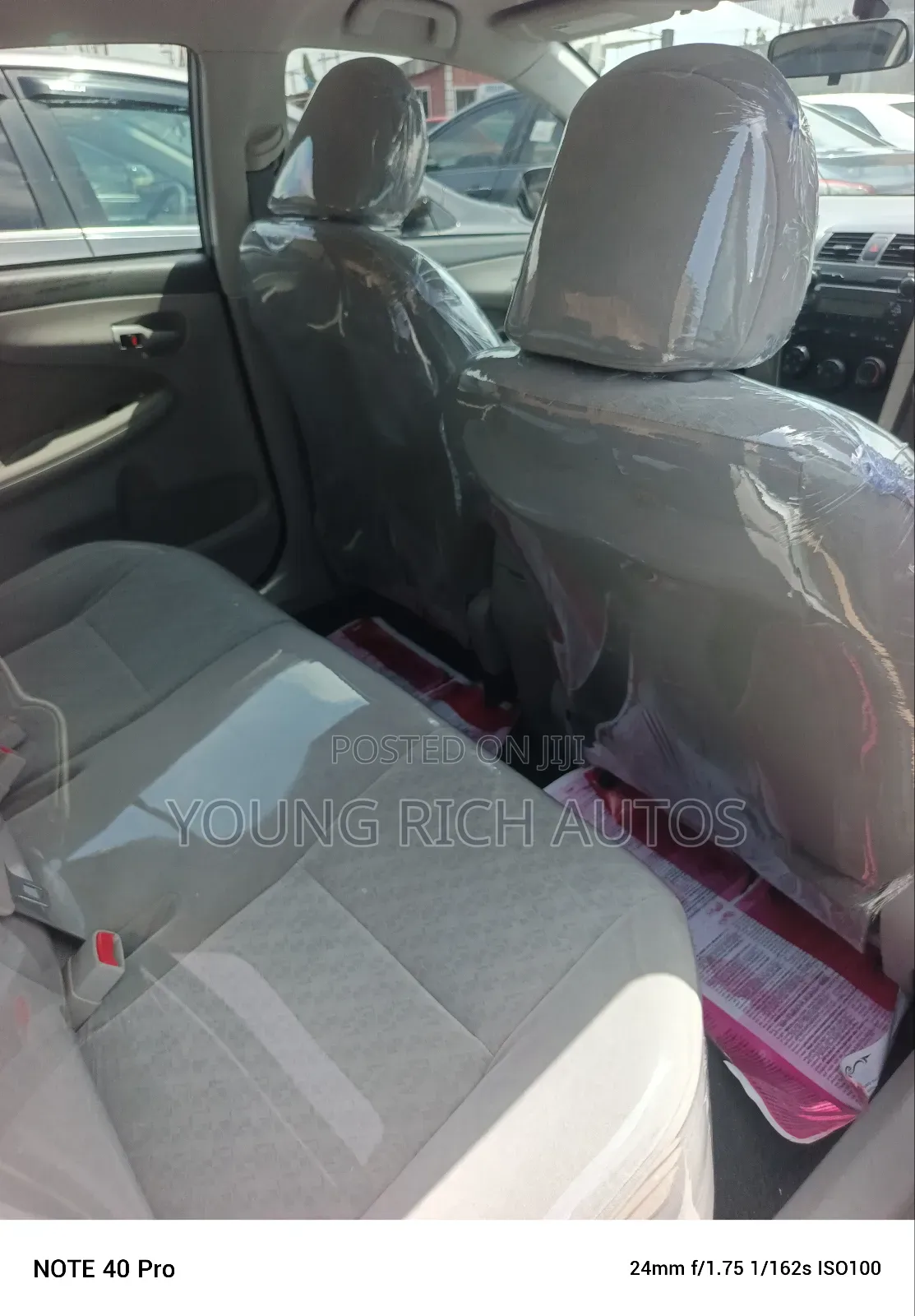 Toyota Corolla 2010 Silver