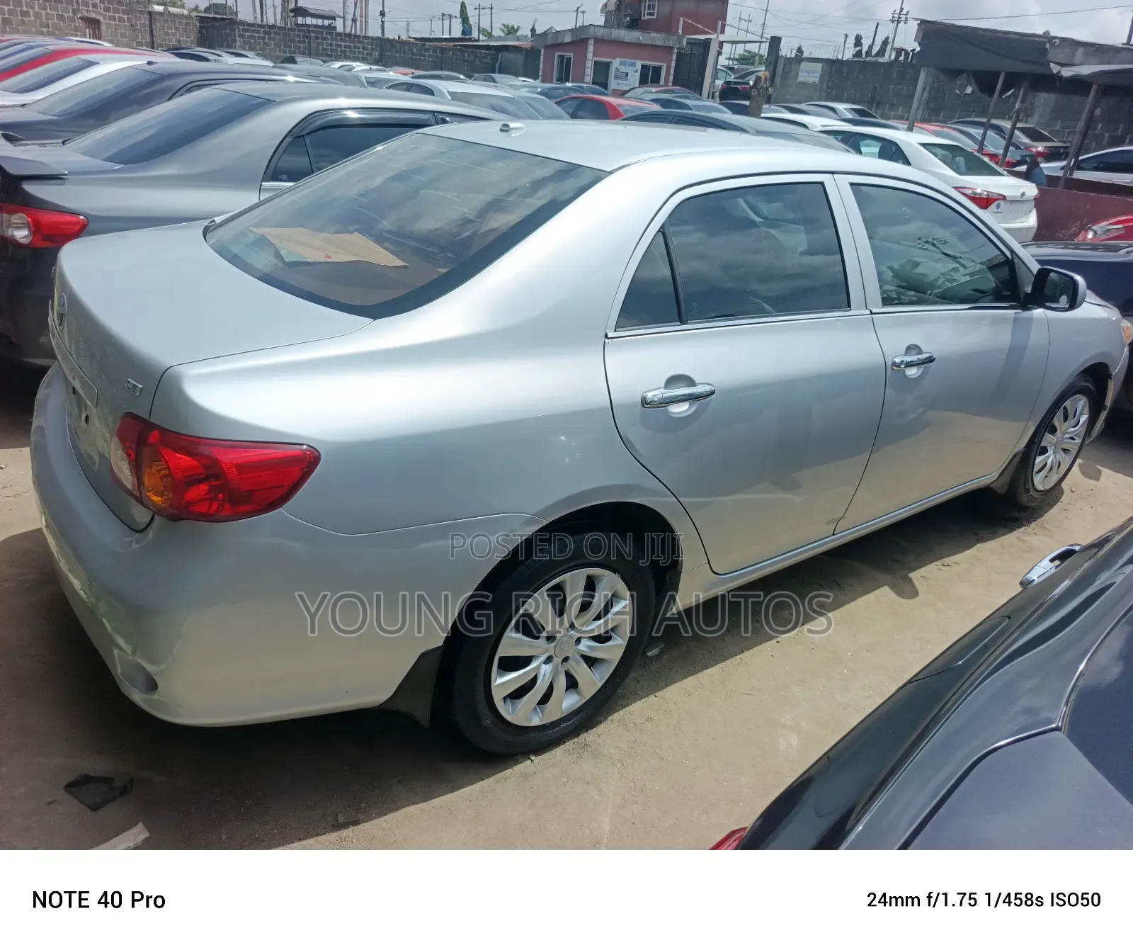 Toyota Corolla 2010 Silver