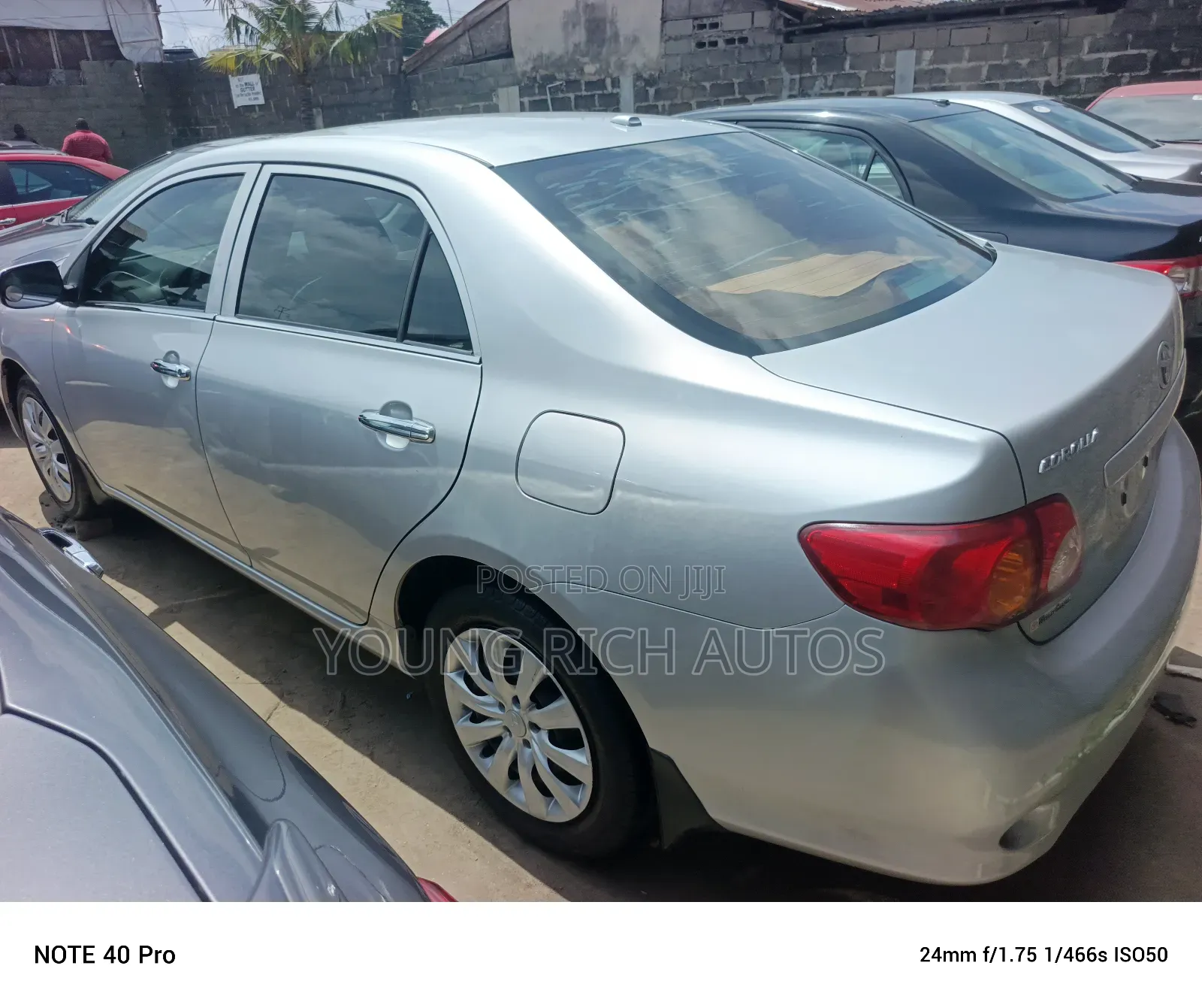 Toyota Corolla 2010 Silver