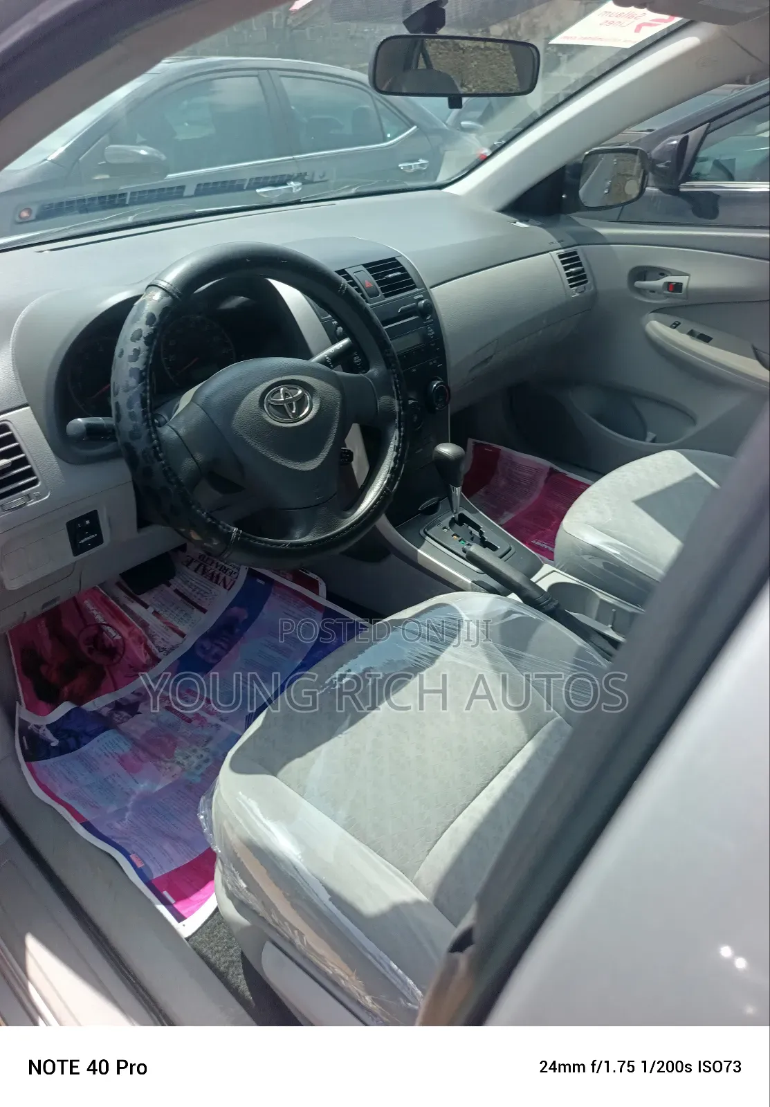 Toyota Corolla 2010 Silver