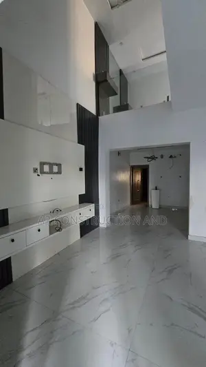 3bdrm Duplex in Onikokoro, Ojurin for rent