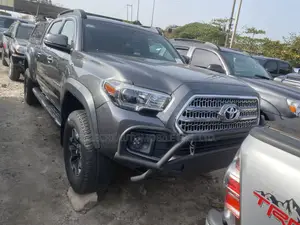 Toyota Tacoma Limited 2018 Gray