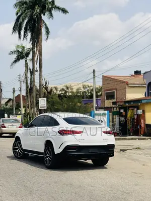 Mercedes-Benz GLE-Class 2021 White