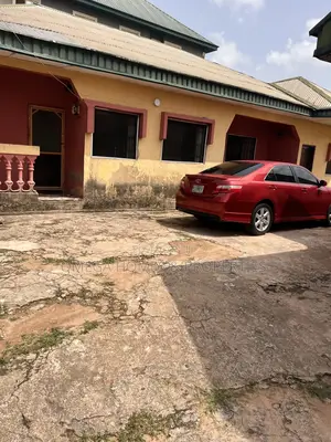 2bdrm Block of Flats in Agbama Housing, Umuahia for sale