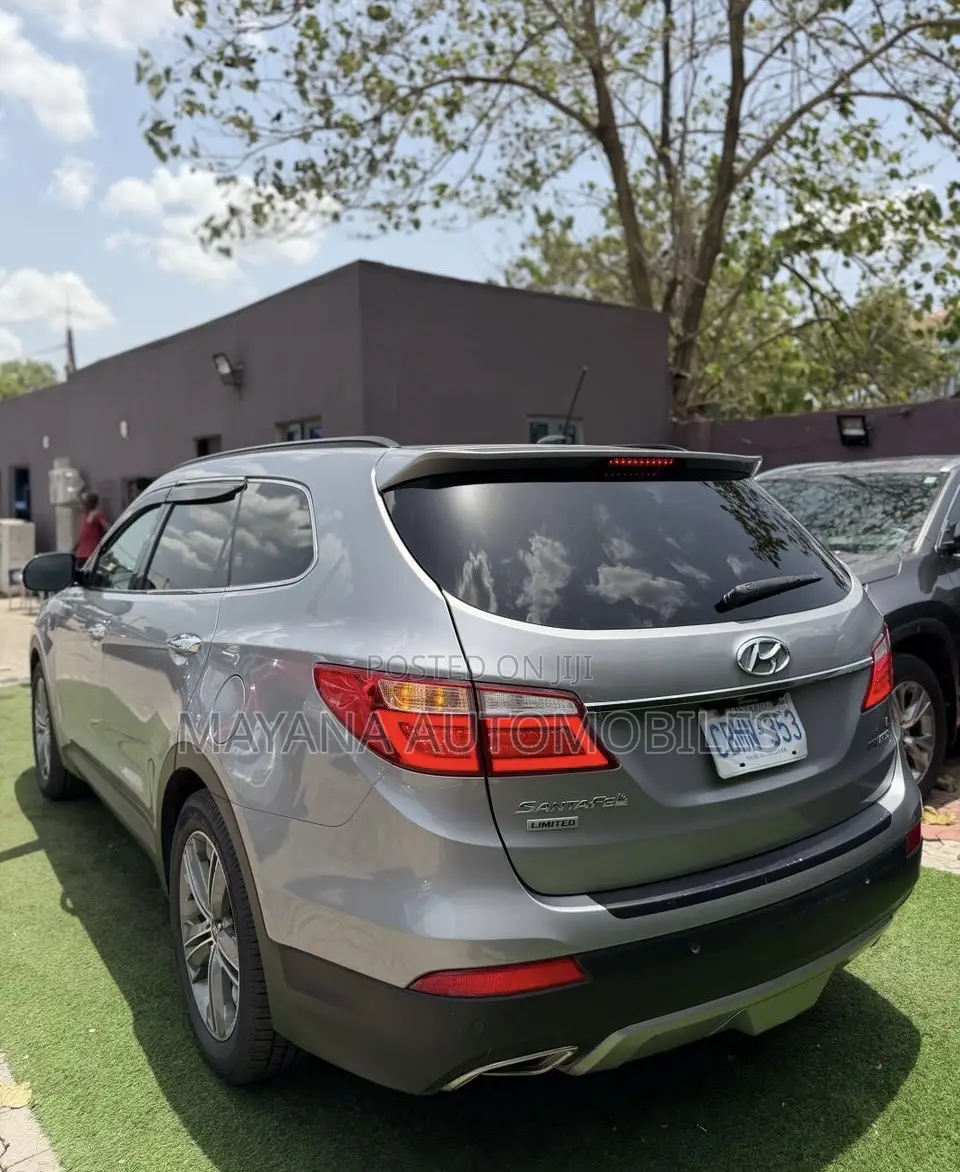 Hyundai Santa Fe 2015 Silver