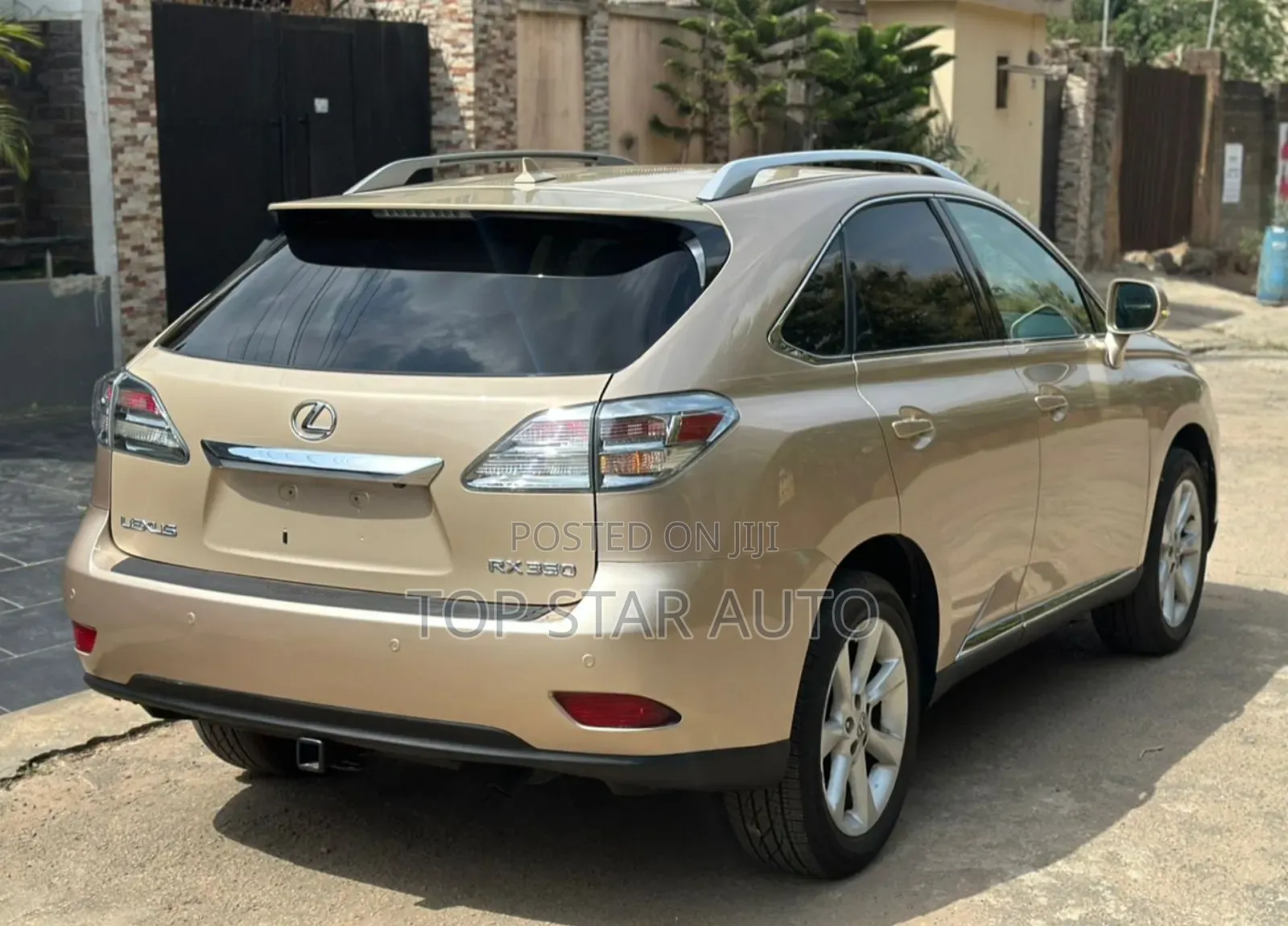 Lexus RX 350 2010 Gold