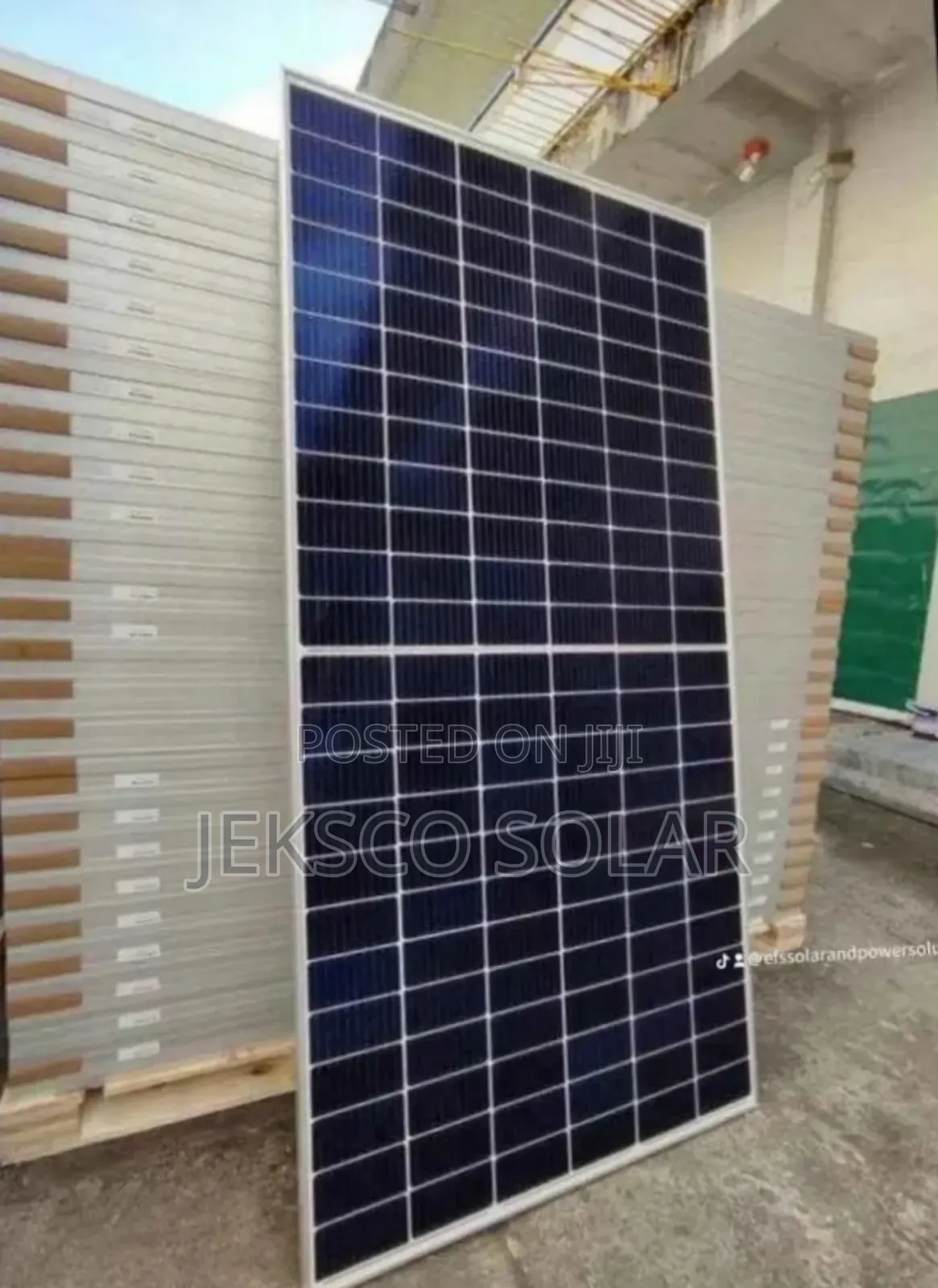 585w Jinko Original Panels