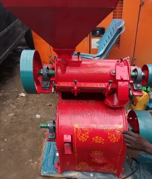 Rice Huller Machine