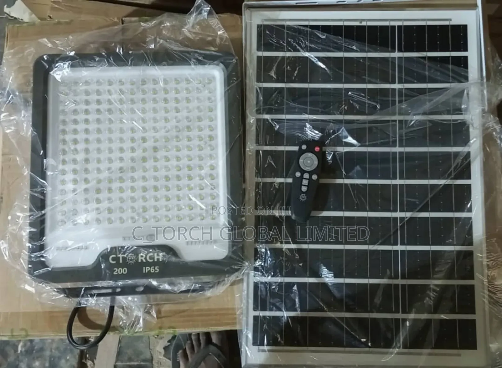 Ctorch 200w Solar Flood Light