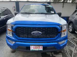 Ford F-150 XLT 2021 Blue