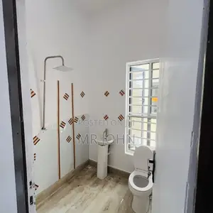 1bdrm Shared Apartment in Orchid Ricky Pr, Lekki for rent
