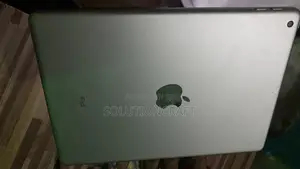 Apple iPad 9.7 128 GB White