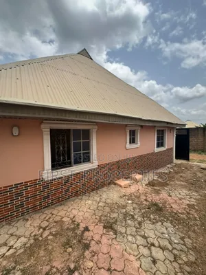 Furnished 3bdrm Bungalow in Behind Butoal, Apata for sale