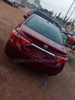 Toyota Camry XSE 4dr Sedan (2.5L 4cyl 6A) 2017