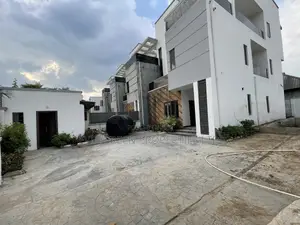 4bdrm Duplex in Bodija for sale