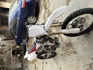 Yamaha 2014 White