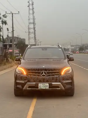 Mercedes-Benz M Class ML550 4MATIC 4dr SUV AWD (4.7L 8cyl Turbo 7A)
