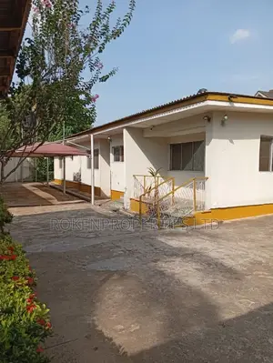 6bdrm Bungalow in Arigidi Estate, Bodija for sale