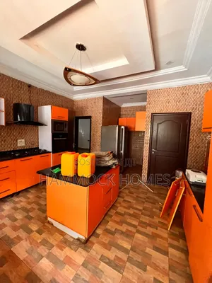 4bdrm Bungalow in Carlton Gate Estate, Akobo for rent