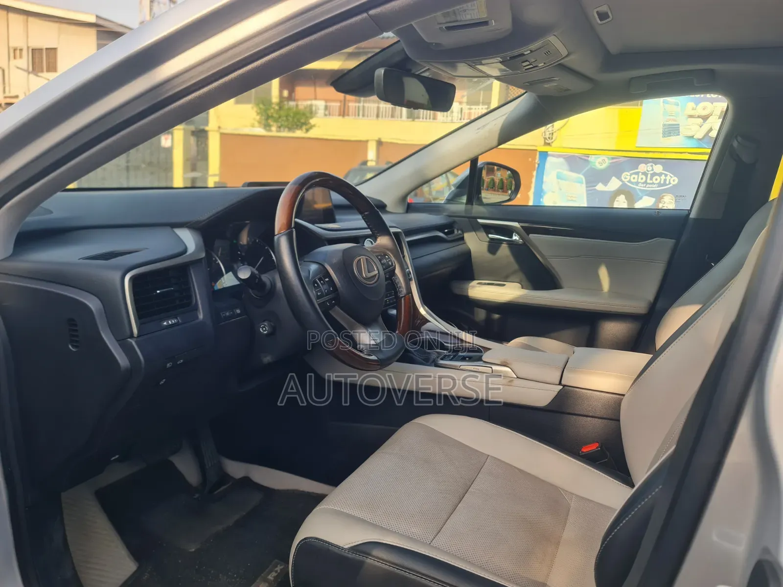 Lexus RX 350 FWD 2017 Silver