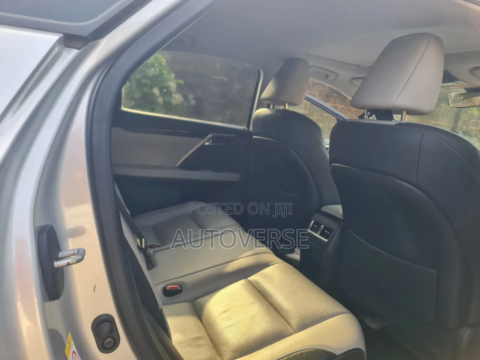 Lexus RX 350 FWD 2017 Silver