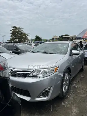 Toyota Camry L 4dr Sedan (2.5L 4cyl 6A) 2013 Silver