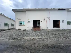 3bdrm Bungalow in Awoyaya for sale
