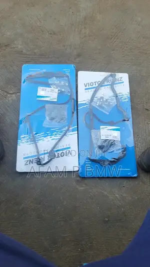 Top Gasket New E90,E60 F30,F10 F25 E70,X6
