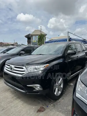 Toyota Highlander Limited 3.5l 4WD 2013 Black