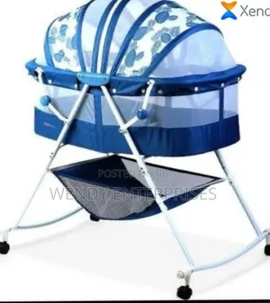 Standing Baby Bed