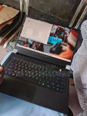 Laptop Alienware 15 R2 32GB Intel Core i9 SSD 2T