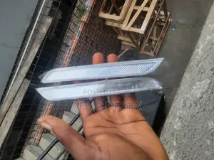 Bumper Reflector Light Front X6