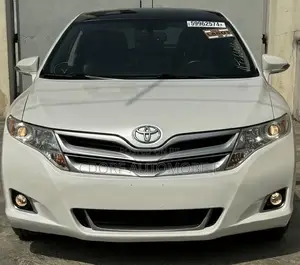 Toyota Venza XLE AWD 2013 White