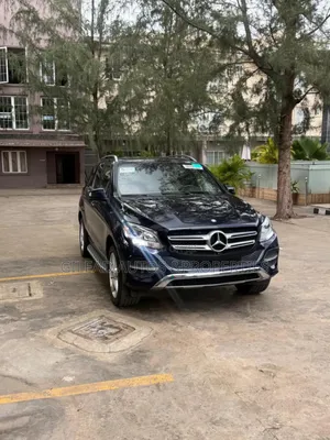 Mercedes-Benz GLE-Class 2018 Blue