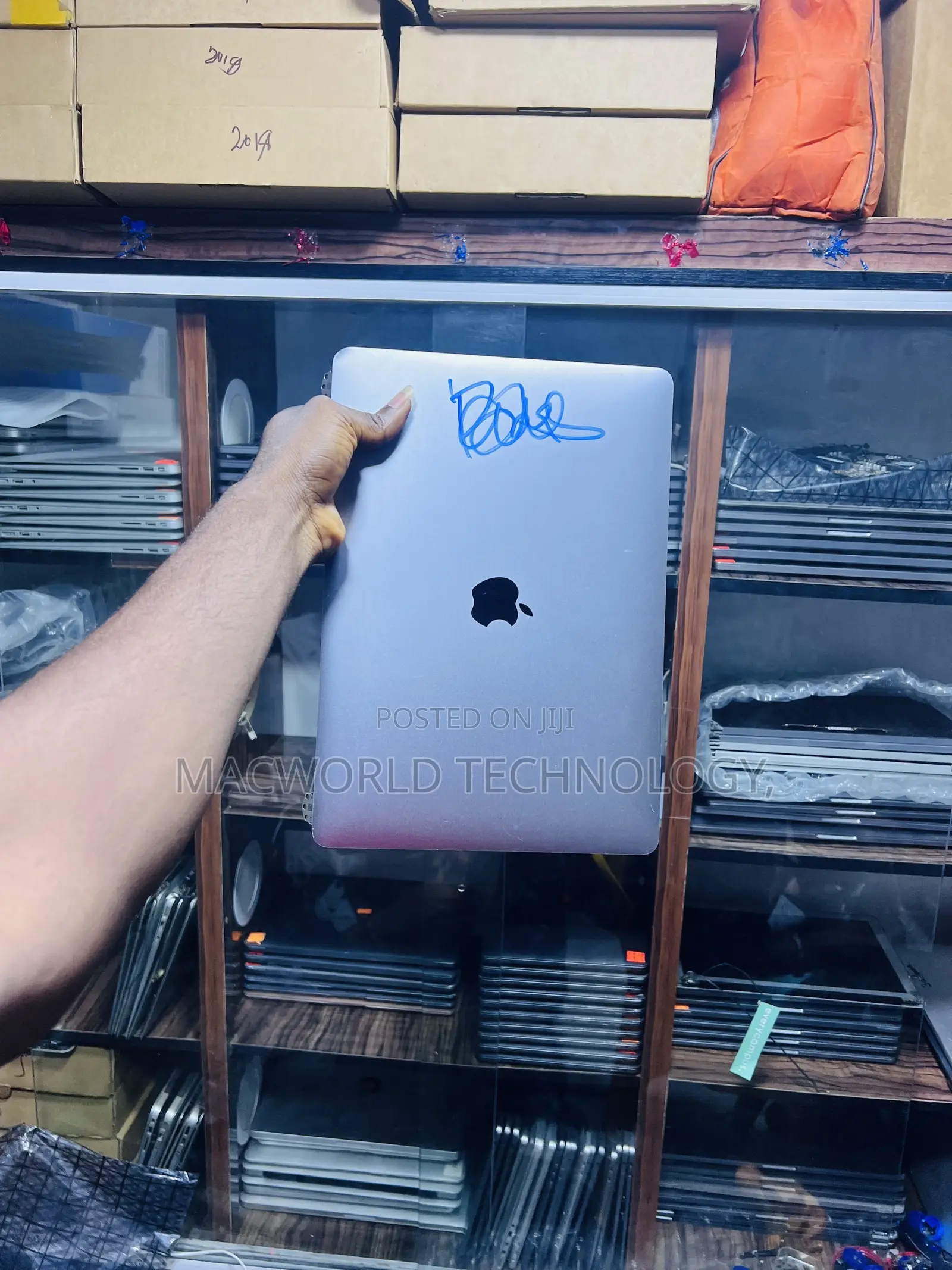 Macbook Pro Screen