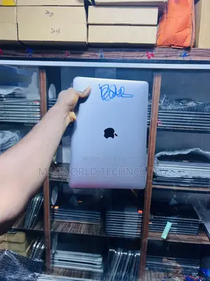 Macbook Pro Screen