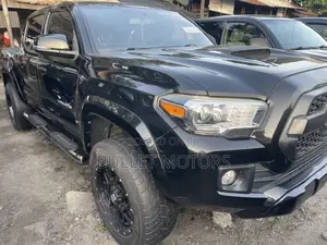 Toyota Tacoma TRD Off Road 2018 Black