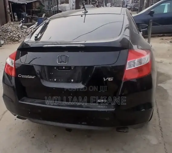 Honda Crosstour 2010 Black