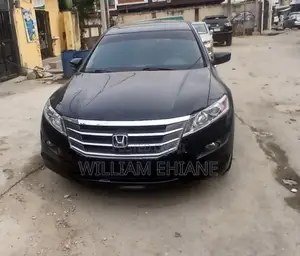 Honda Crosstour 2010 Black