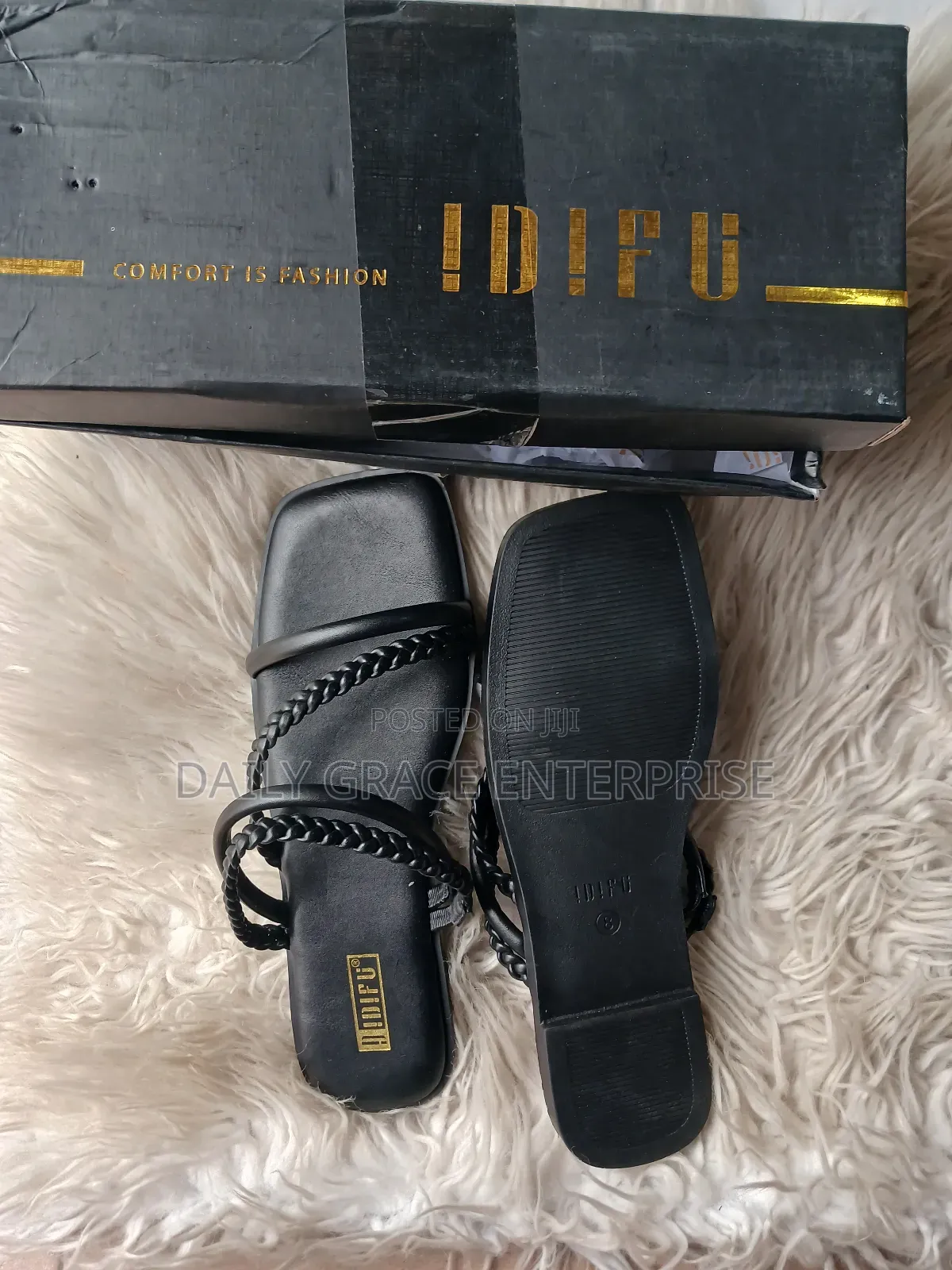 Us Original Slippers
