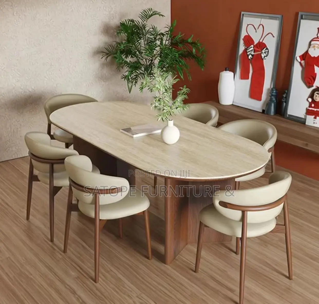 Elegant Design Dining Table