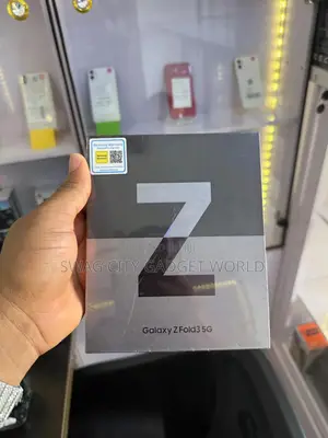 New Samsung Galaxy Z Fold 3 256 GB Black