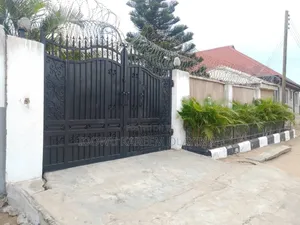 Furnished 4bdrm Block of Flats in Ogo Oluwa, Badagry for sale