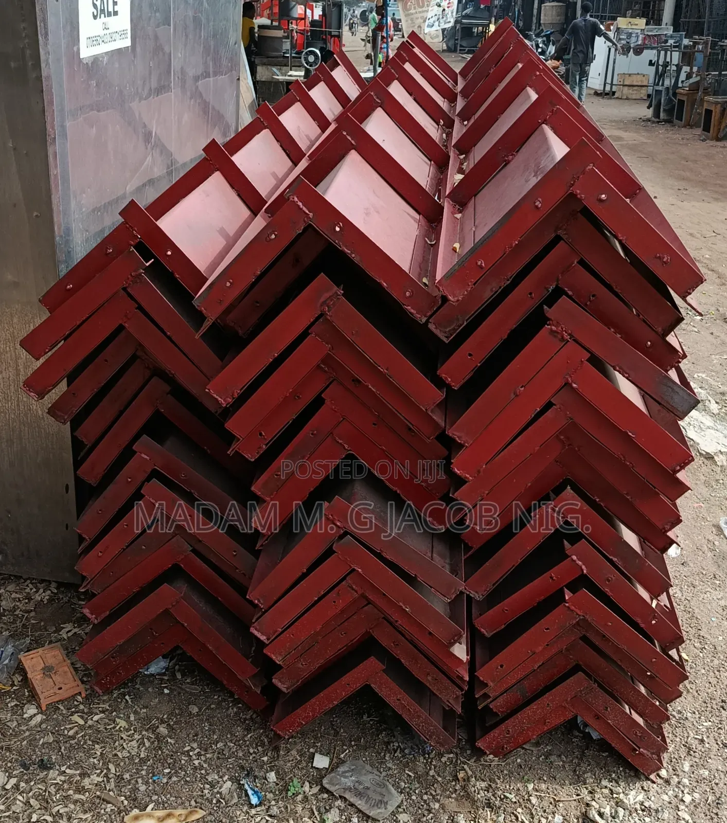 Pillar Panel