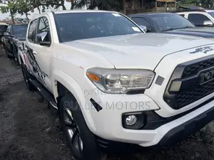 Toyota Tacoma TRD Sport 2018 White