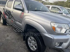 Toyota Tacoma TRD PRO V6 4dr Double Cab 4WD 5.0 ft. SB (4.0L 6cyl 6M)