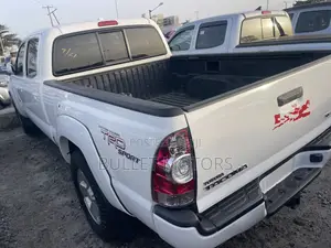Toyota Tacoma Double Cab V6 Automatic 2010 White
