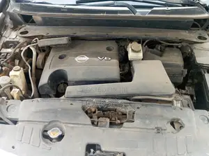 Nissan Pathfinder 2014 Silver